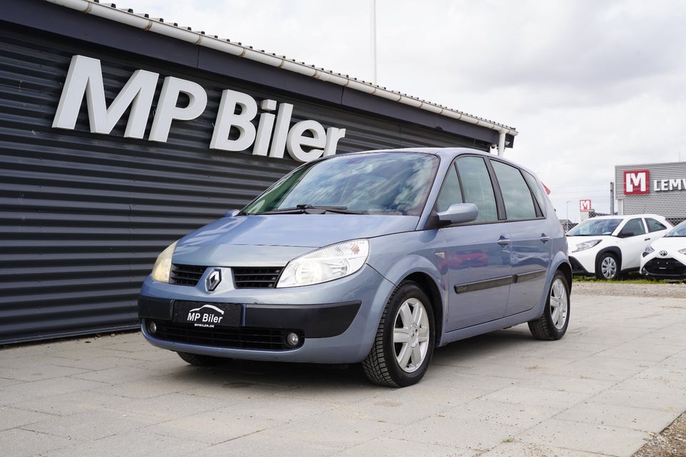 Renault Grand Scenic I 2,0 Authentique 5d