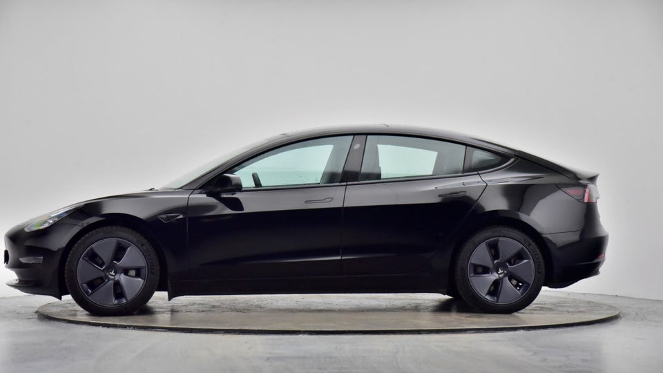 Tesla Model 3 Long Range AWD 4d