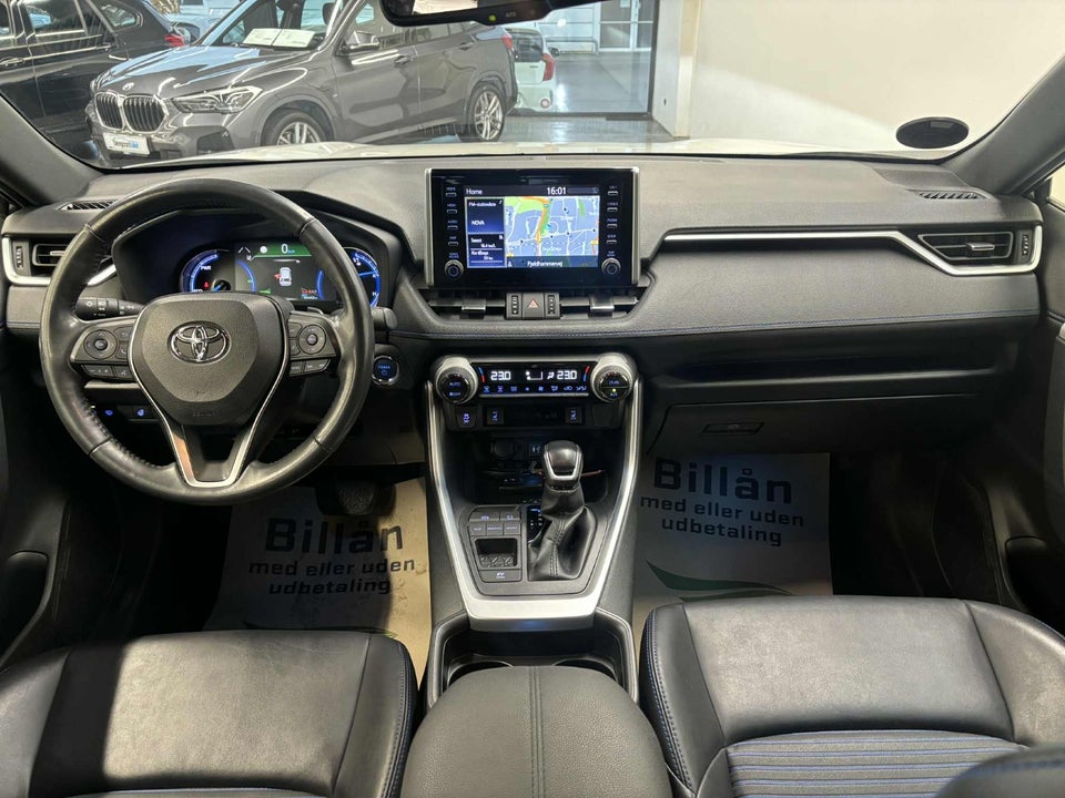 Toyota RAV4 2,5 Hybrid H3 Style Smart MDS 5d