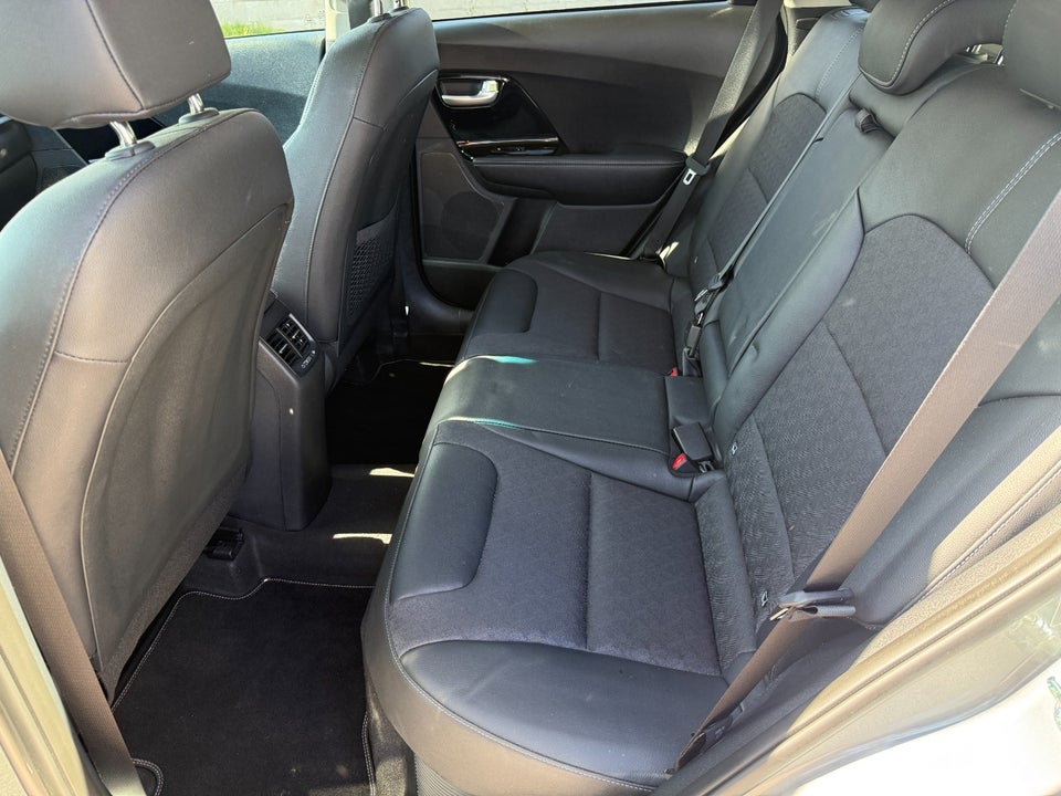 Kia Niro 1,6 PHEV Advance DCT 5d
