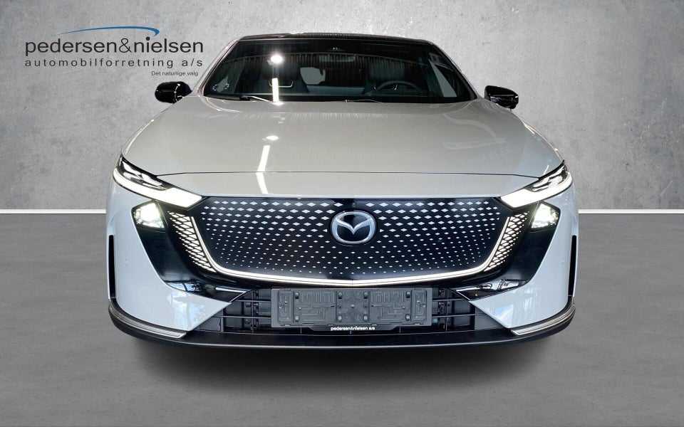 Mazda 6e Takumi 5d