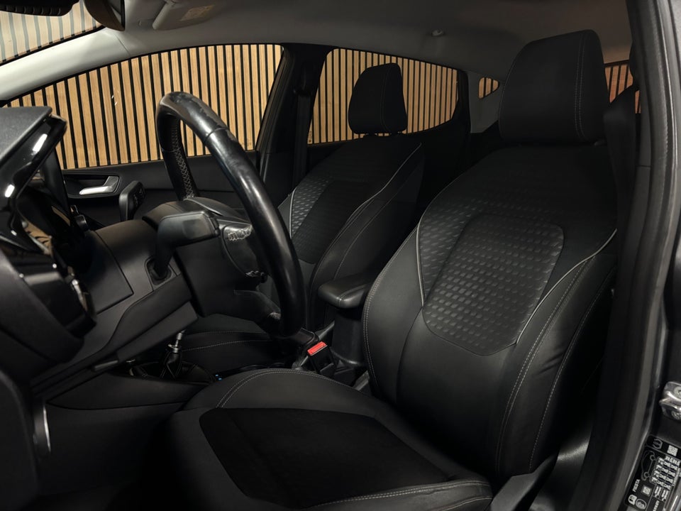 Ford Fiesta 1,0 EcoBoost Titanium 5d