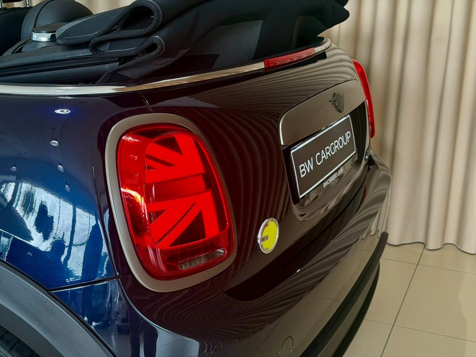 MINI Cooper SE Cabriolet 2d