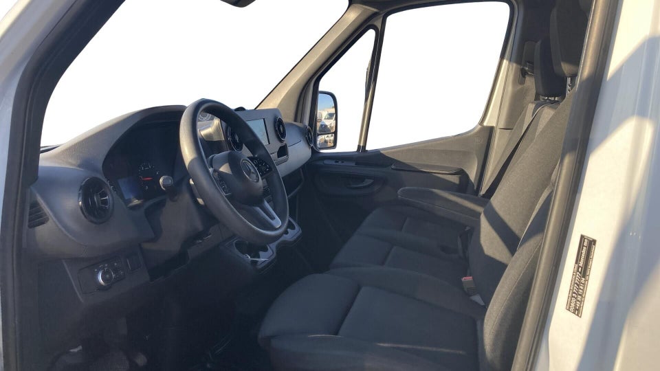 Mercedes Sprinter 317 2,0 CDi A2 Kassevogn aut. RWD
