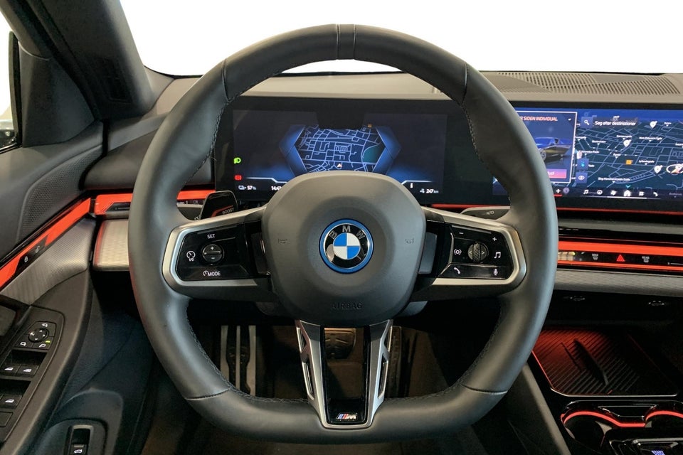 BMW i5 eDrive40 M-Sport 4d