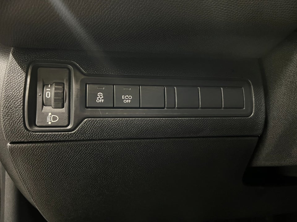 Peugeot 308 1,6 BlueHDi 120 Style 5d