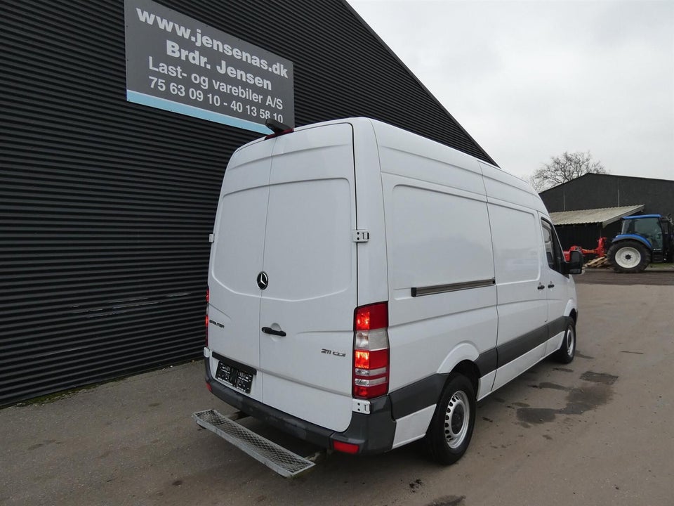 Mercedes Sprinter 211 2,2 CDi R2 Kassevogn 5d