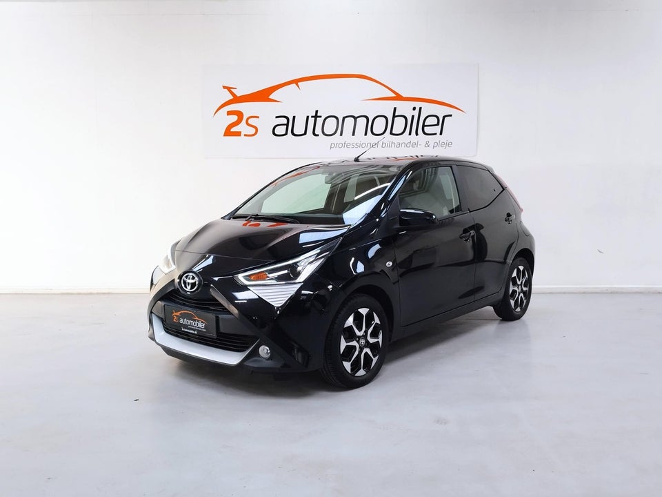 Toyota Aygo 1,0 VVT-i x-press x-shift 5d