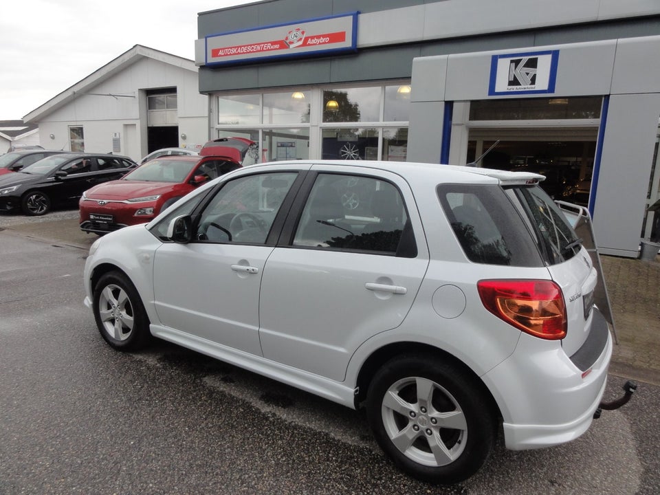 Suzuki SX4 1,6 CombiBack Style 5d