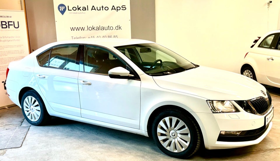 Skoda Octavia 1,6 TDi 115 Ambition DSG 5d