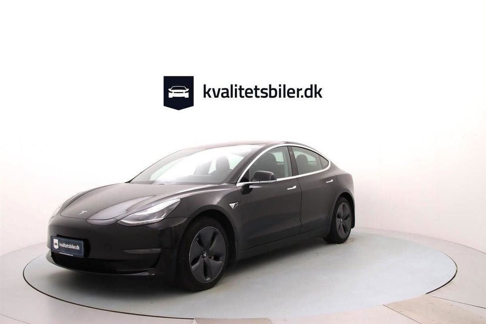 Tesla Model 3 Standard Range+ RWD 4d