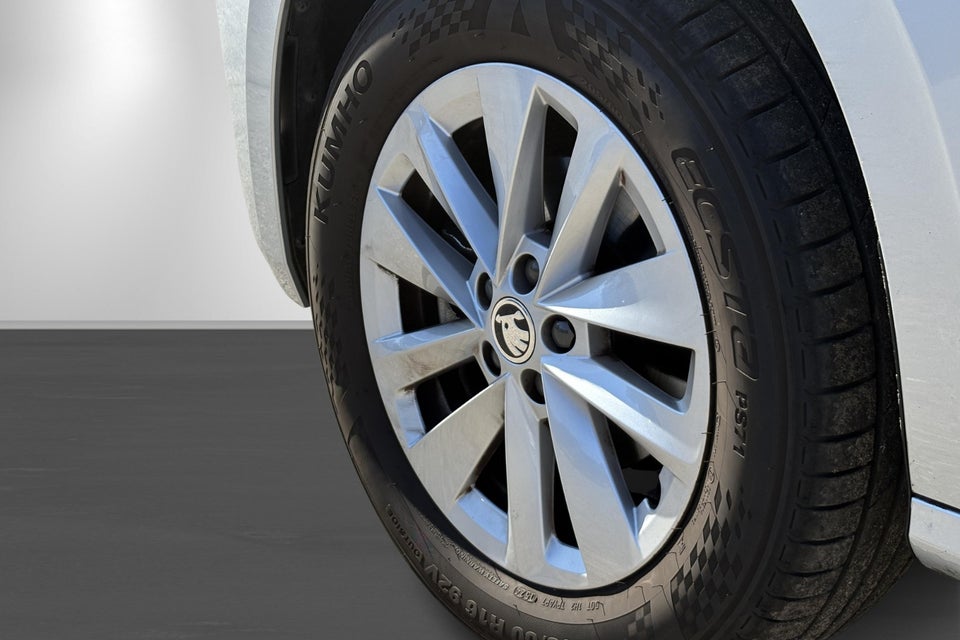 Skoda Kamiq 1,0 TSI 115 Selection DSG 5d