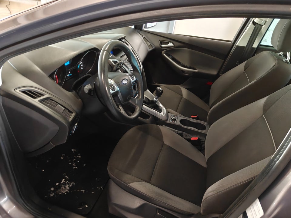 Ford Focus 1,6 TDCi 95 Edition stc. 5d