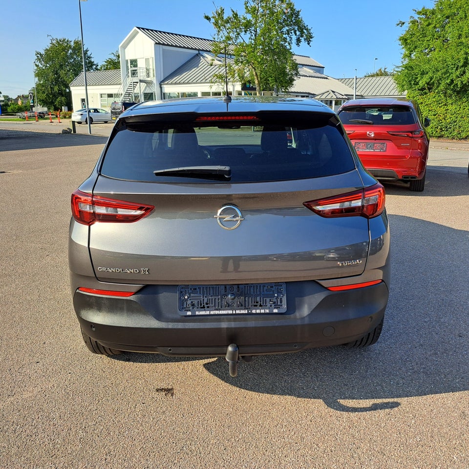 Opel Grandland X 1,2 T 130 Enjoy 5d