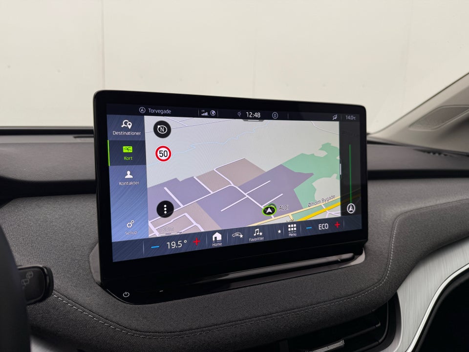 Skoda Enyaq 50 iV Loft 5d