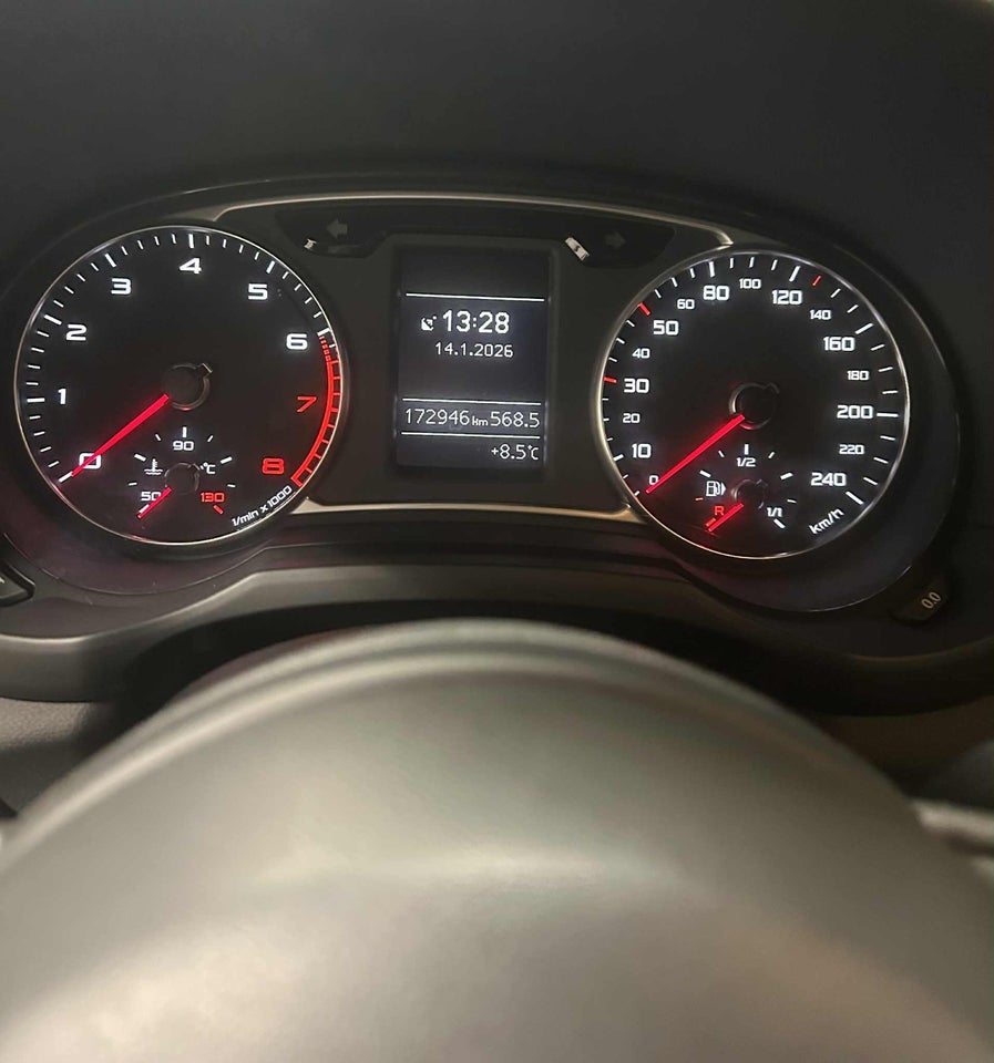 Audi A1 1,4 TFSi 122 Attraction Sportback 5d