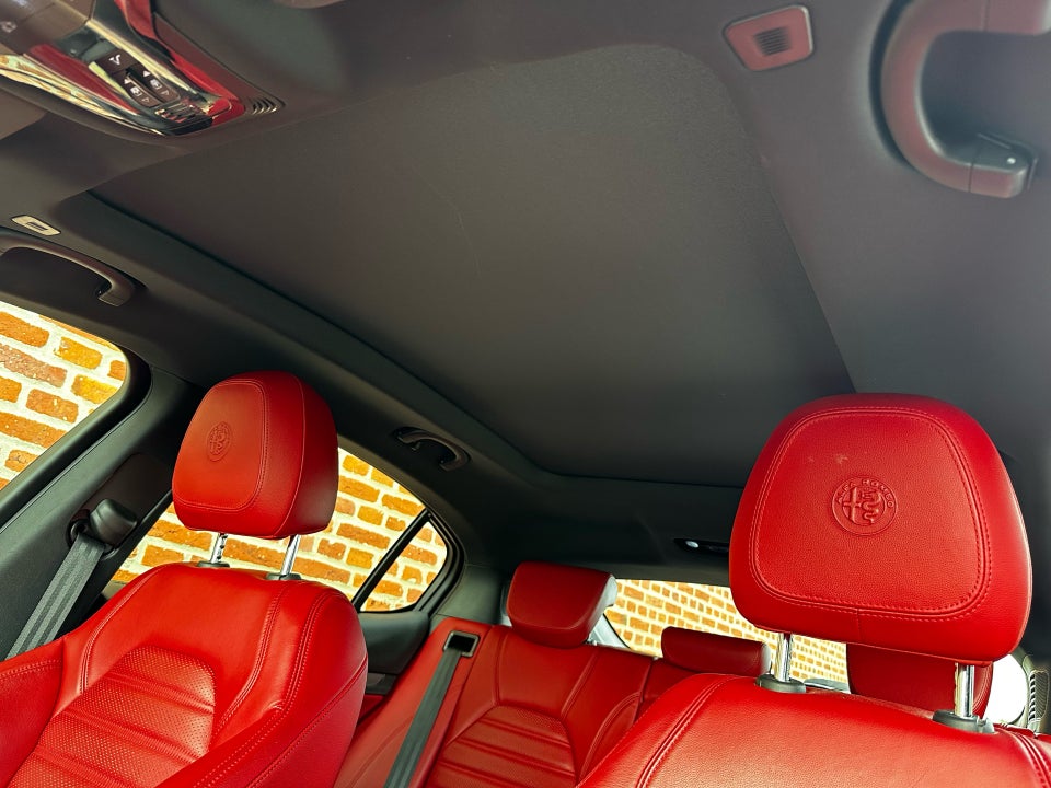 Alfa Romeo Stelvio 2,2 JTD 210 Super aut. Q4 5d