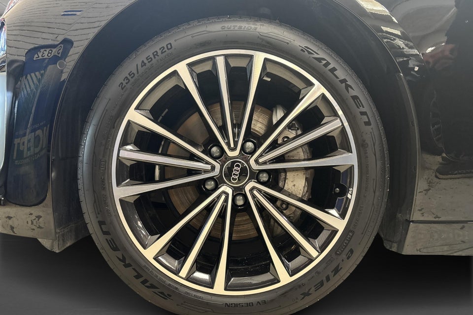 Audi A6 e-tron Progress plus performance Avant 5d