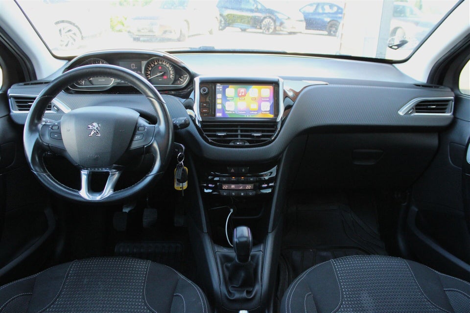 Peugeot 208 1,6 BlueHDi 100 Desire Sky 5d