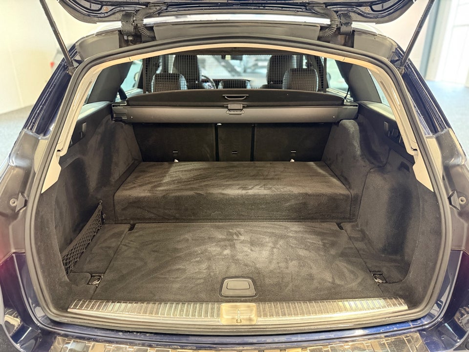 Mercedes E300 de 2,0 stc. aut. 5d