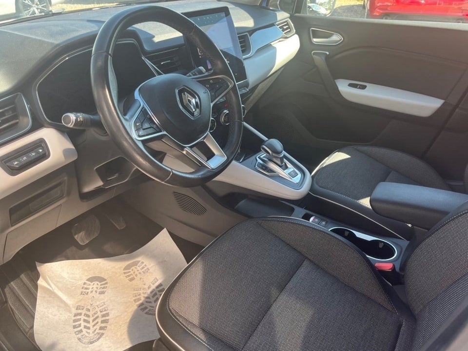 Renault Captur 1,6 E-Tech Zen 5d