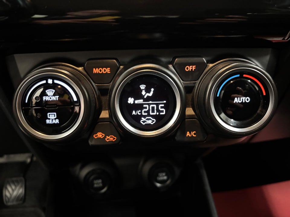 Suzuki Swift 1,0 Boosterjet SHVS Exclusive 5d