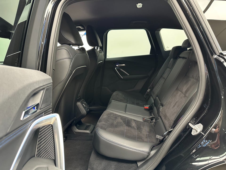 BMW iX1 eDrive20 M-Sport Pro 5d