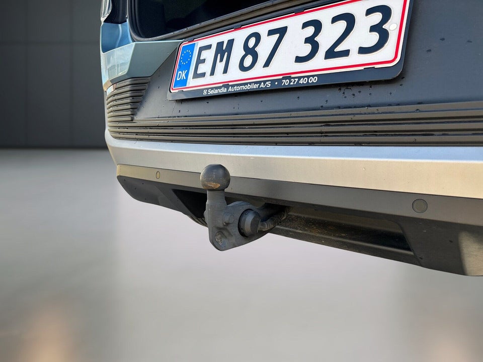 Ford Explorer 77 Premium Extended Range 5d