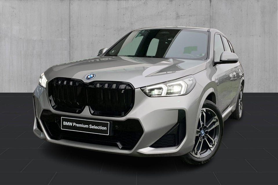 BMW iX1 xDrive30 M-Sport 5d