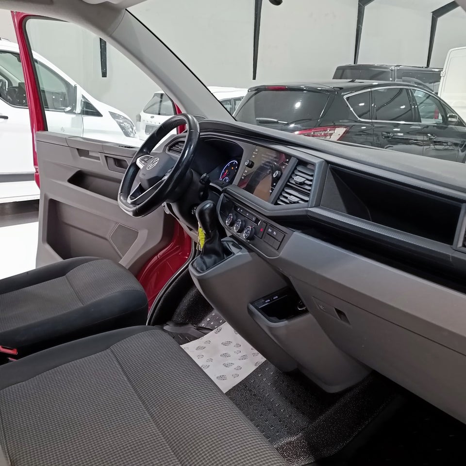 VW Transporter 2,0 TDi 150 Kassevogn DSG lang