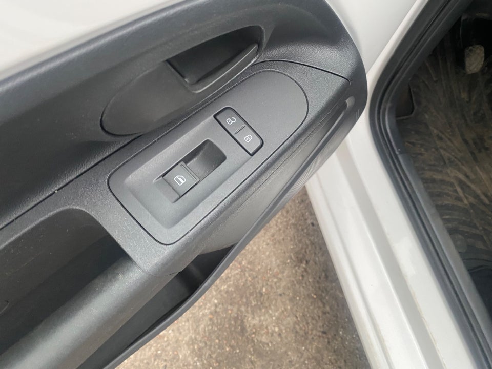 VW Up! 1,0 60 Take Up! 5d