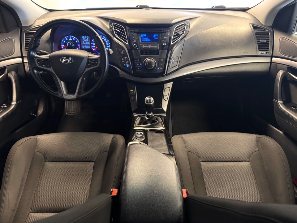 Hyundai i40 1,6 GDi Life CW 5d