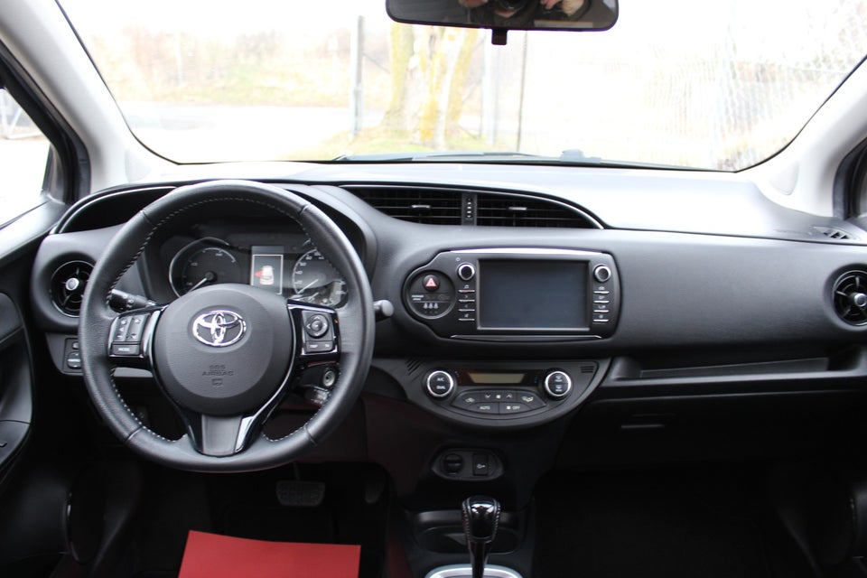 Toyota Yaris 1,5 Hybrid H2 e-CVT 5d