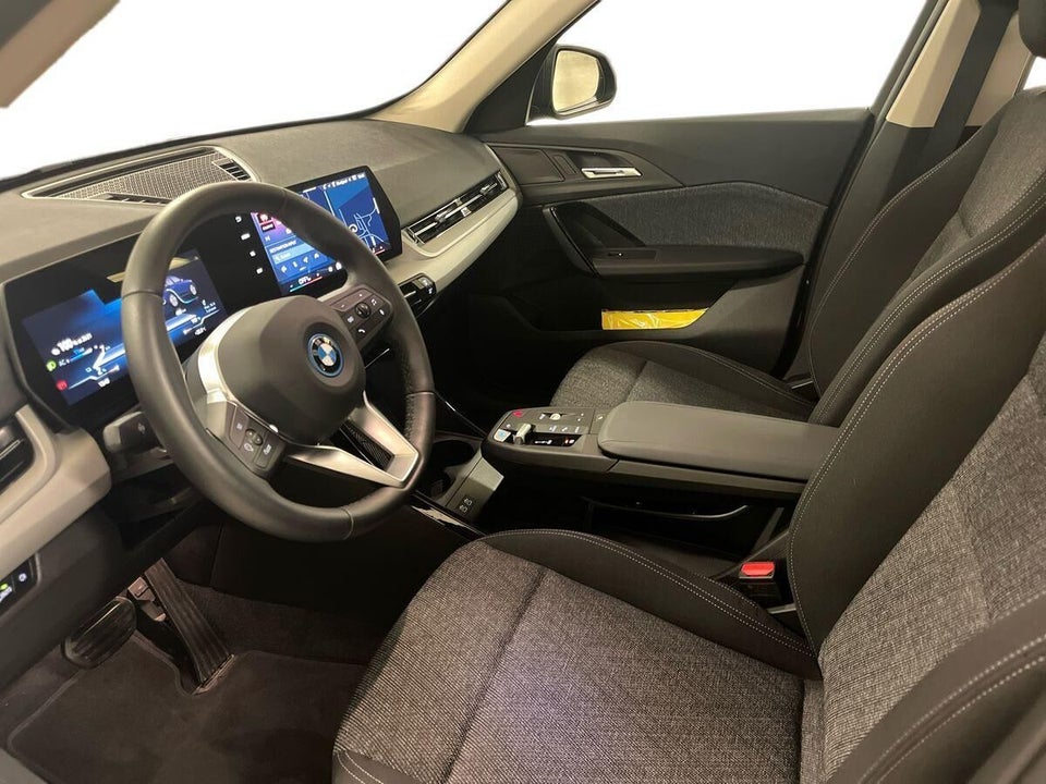 BMW iX1 eDrive20 5d