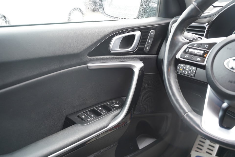 Kia XCeed 1,6 PHEV Upgrade DCT 5d