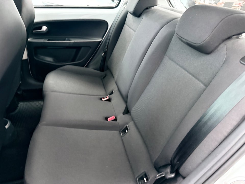 VW Up! 1,0 MPi 65 Move Up! 5d