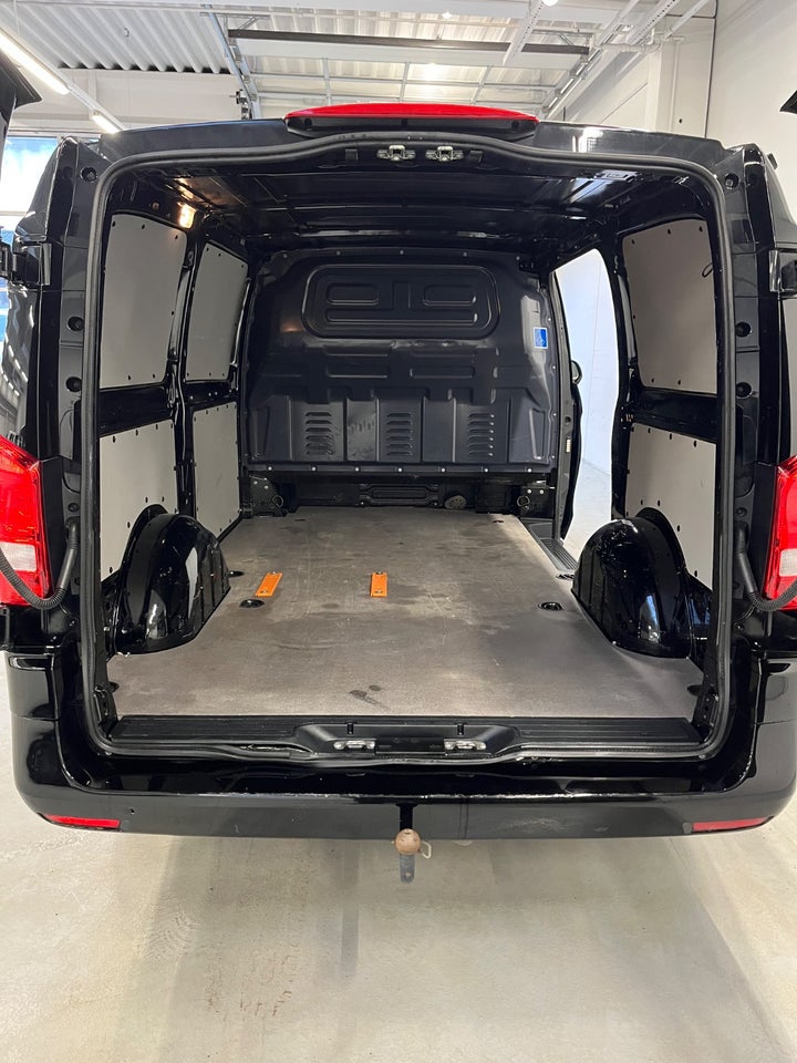 Mercedes Vito 114 2,0 CDi Kassevogn aut. L RWD