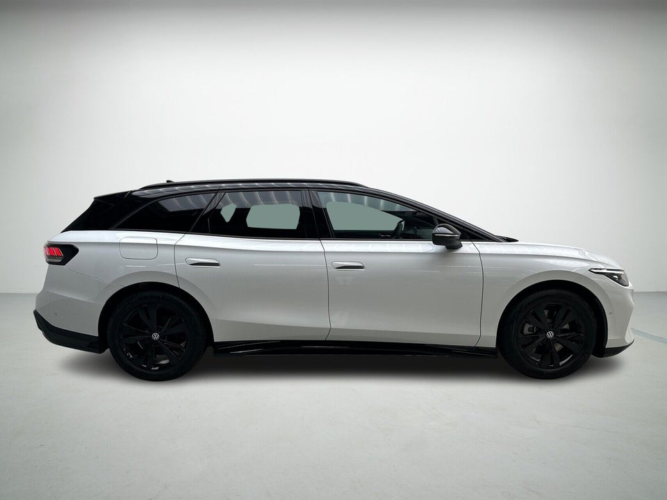 VW ID.7 86 Pro S Tourer 5d