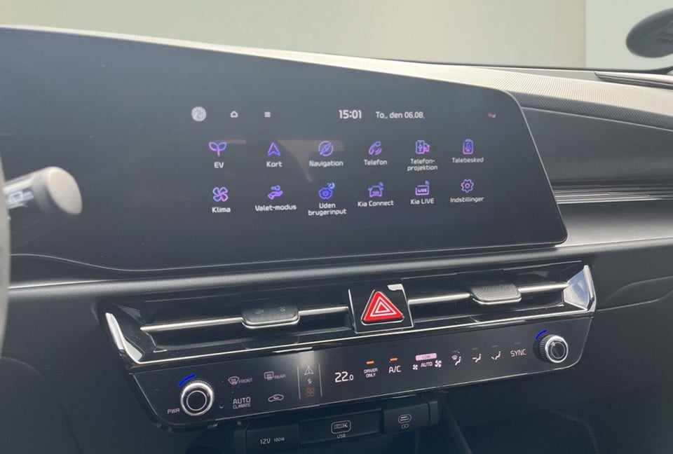 Kia Niro 64 EV Access Plus 5d