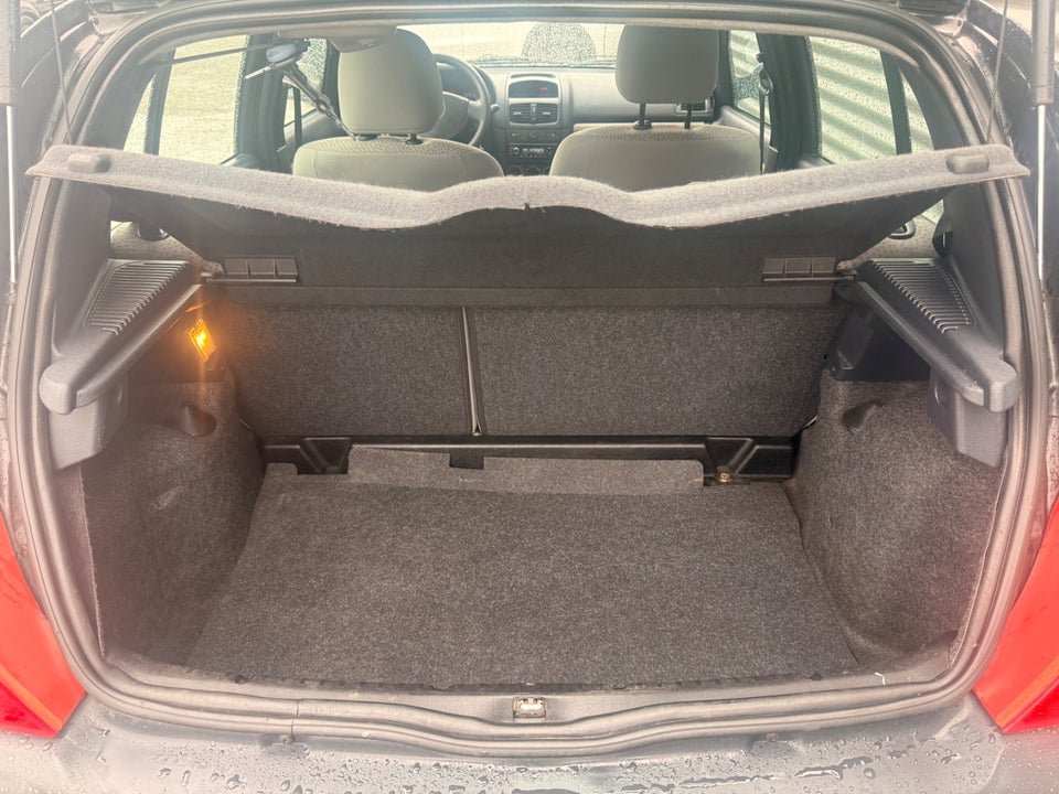 Renault Clio II 1,2 8V Basic 5d
