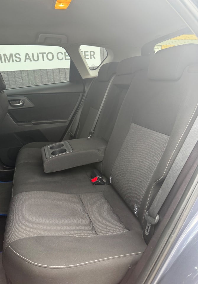Toyota Auris 1,8 Hybrid H2 Comfort CVT 5d