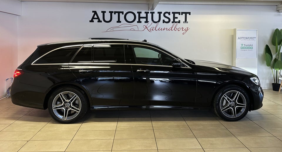 Mercedes E300 de 2,0 AMG Line stc. aut. 4Matic 5d