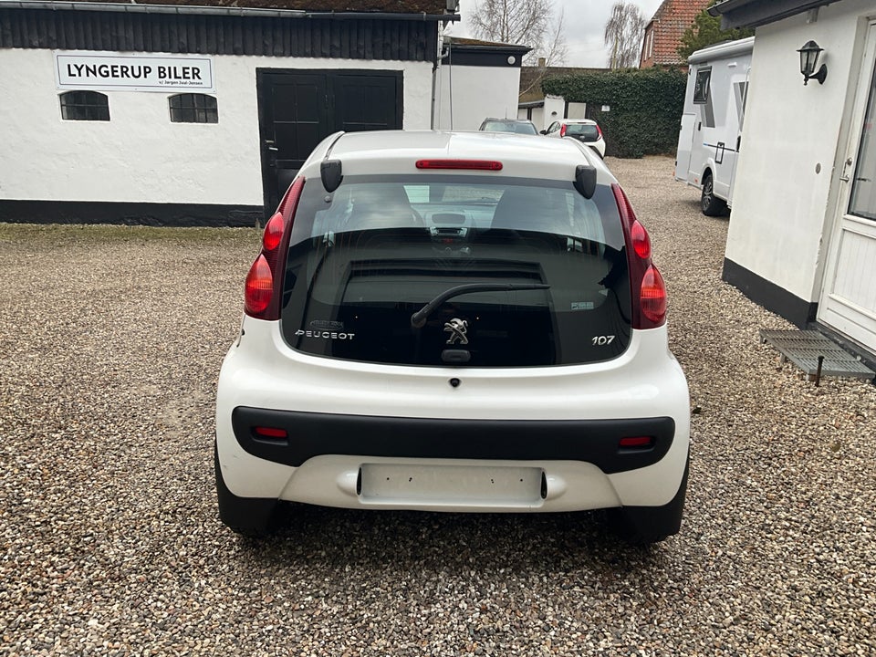 Peugeot 107 1,0 Active 5d