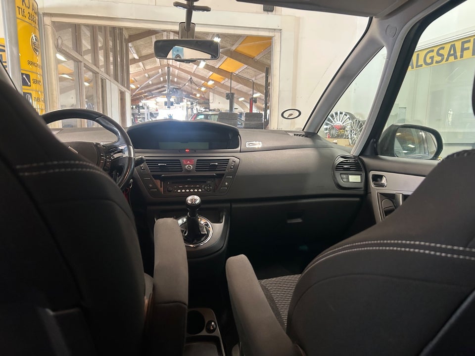 Citroën C4 Picasso 1,6 VTi 120 VTR 5d