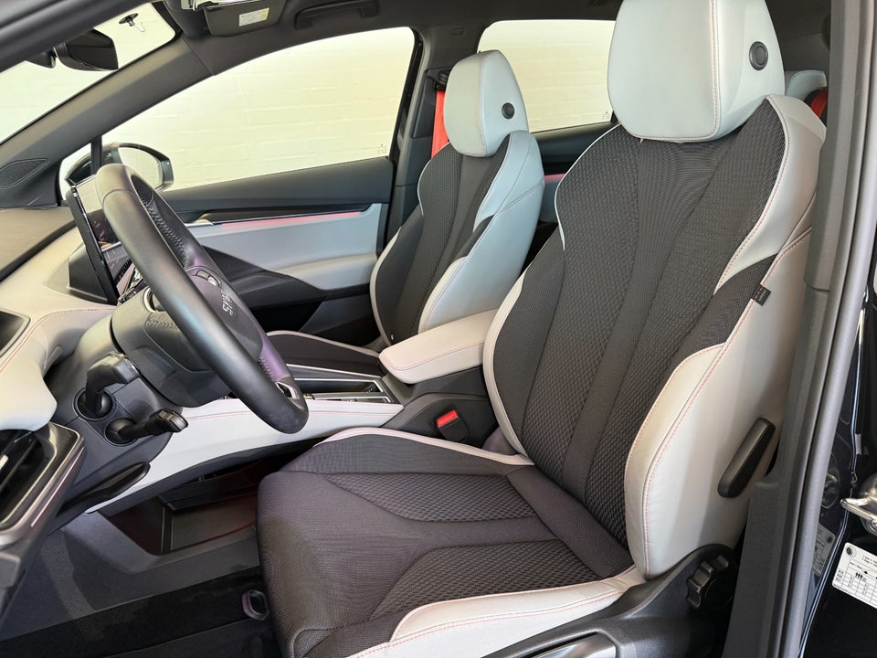 Skoda Elroq 85 iV Lodge 5d