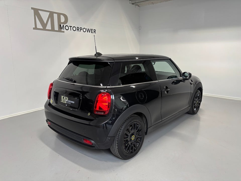 MINI Cooper SE Classic Trim 3d