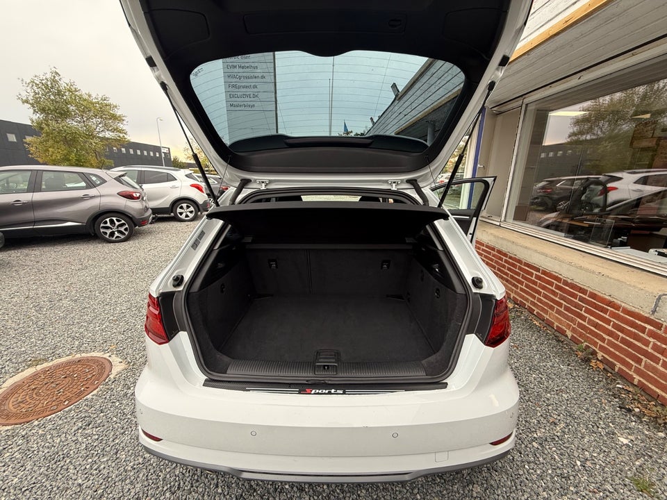 Audi A3 35 TFSi S-line Sportback S-tr. 5d