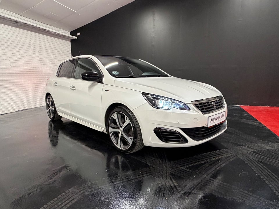 Peugeot 308 1,6 e-THP 205 GT 5d