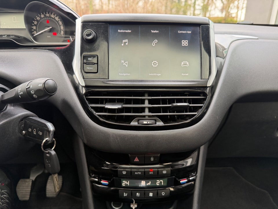 Peugeot 208 1,5 BlueHDi 100 Allure Sky 5d