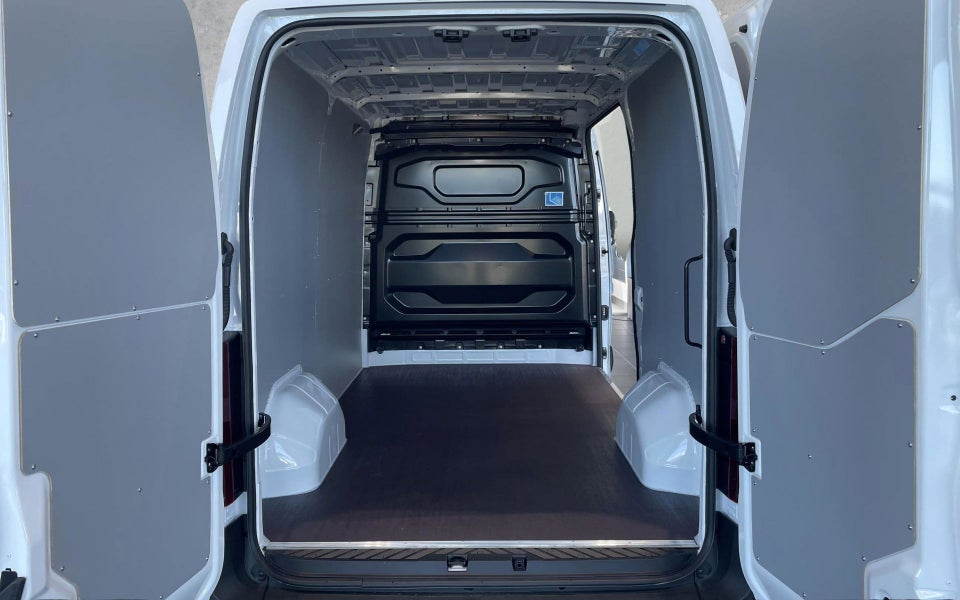 Nissan Interstar 87 L2H2 Tekna